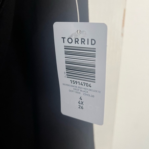 Torrid NWT classic fit long sleeve black shirt 4X - Picture 2 of 4